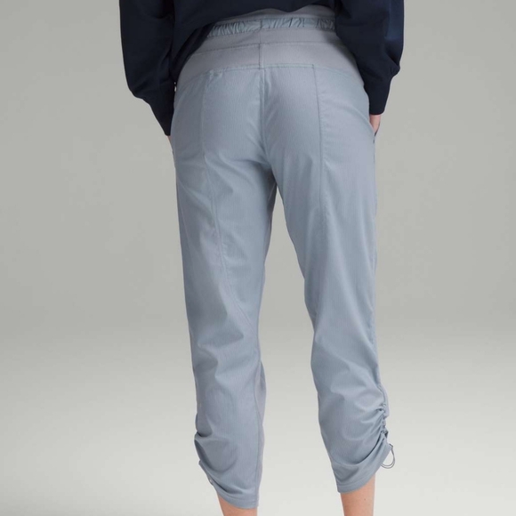 Dance Studio Crop - Picture 8 of 8